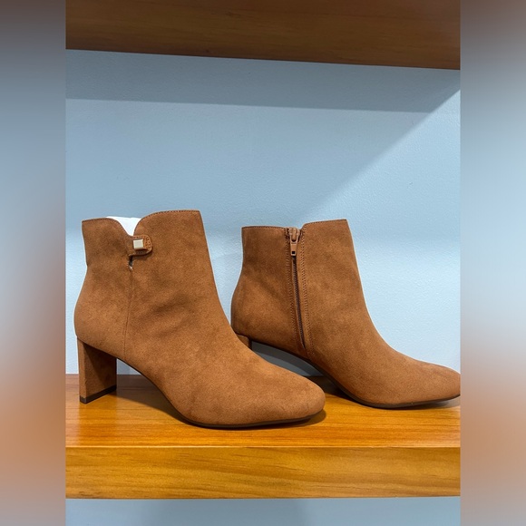 ALFANI PAAM NWOT Cognac Brown Zip Up Round Toe Padded Insole Booties SIZE 6.5 - Picture 6 of 8